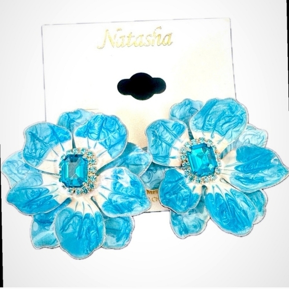 🔹️ Natasha 🔹️Couture Blue Floral Earrings - Picture 2 of 6